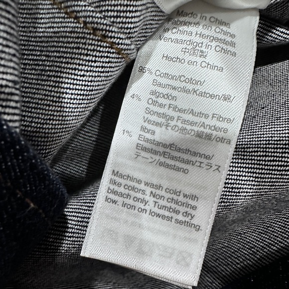 J Crew Denim lady Jean jacket in Stay Navy wash size medium. Button up collar - Picture 5 of 7